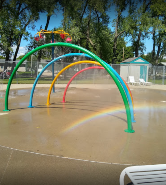 Madison Pool & Splash Pad Fargo Parks